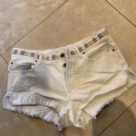 free people off white cut off jean shorts size 28